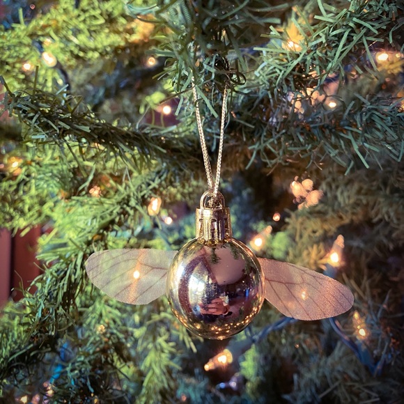 Golden Snitch Ornament - Picture 4 of 4